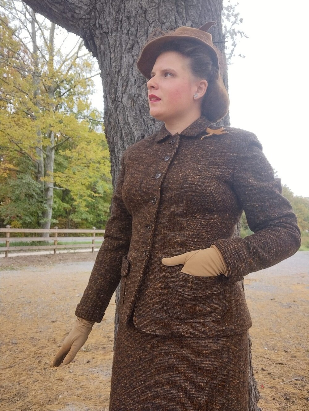 1950s Brown Tweed Ladies Suit Set